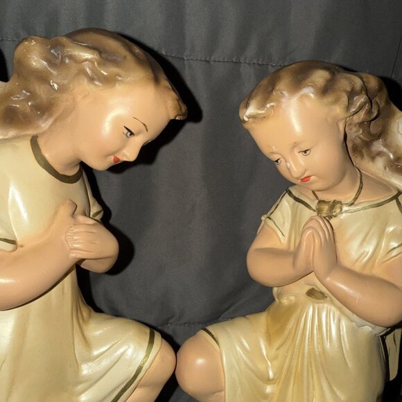Christmas Angels Kneeing Set Nativity Figurines 1950 Solid Plaster Painted CHIPS - Picture 5 of 16